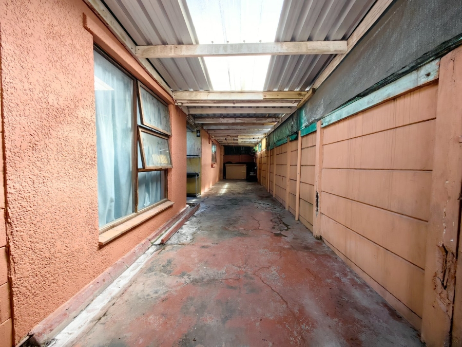 3 Bedroom Property for Sale in Westridge Western Cape